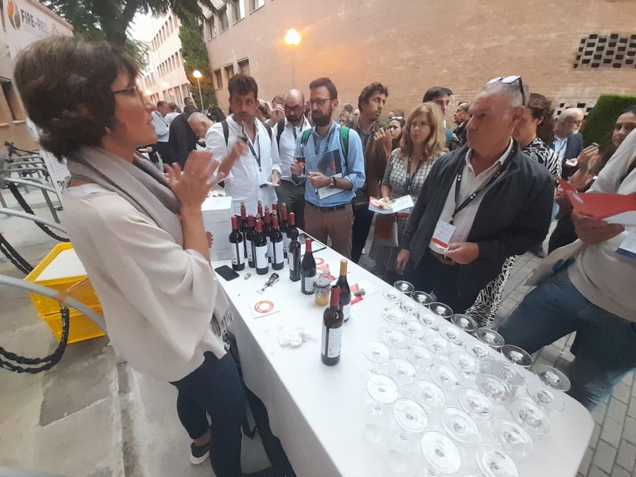 Fire Wine à la 4ᵉ Summer School in Evidence for Policy in Disaster Risk Management tenue à Barcelone